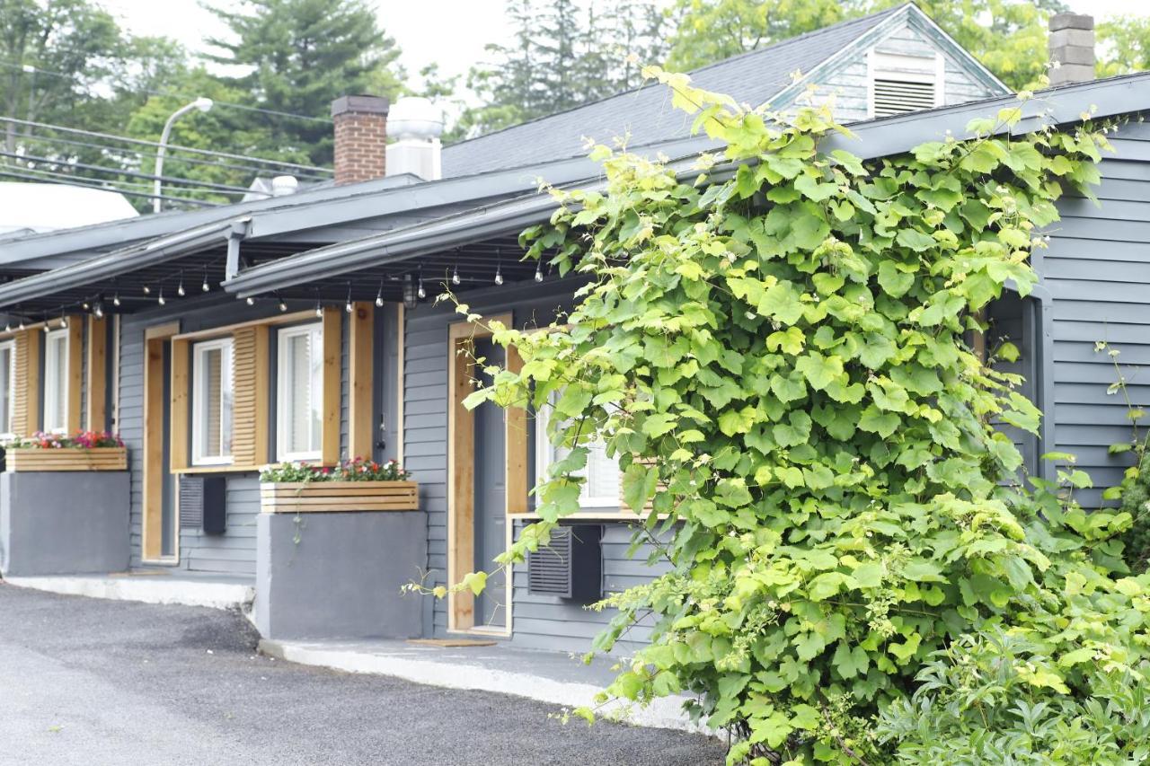 The Vine On Main Motel Stamford Exterior foto
